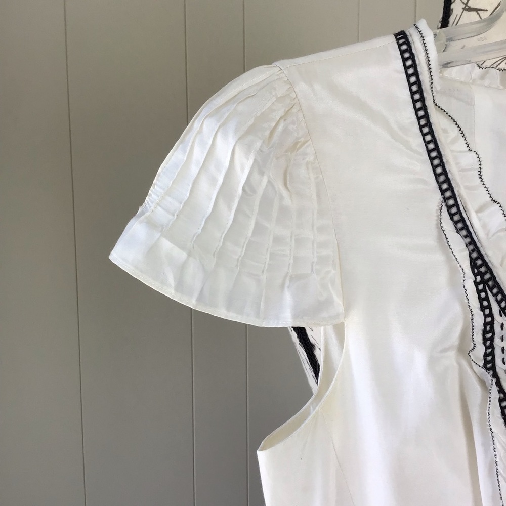 Karen Millen dress. Black and White size US 4 - Picture 4 of 8